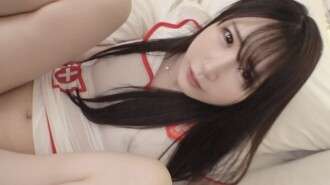 FC2-PPV-4631790 [Auszubildender in der Krankenpflege/Gonzo] Voller Charme! Die engelhafte hellhäutige Schönheit Hana-chan, 20 Jahre alt. Ich spiele mit ihrer rasierten Pussy, die vor Liebessaft tropft, und stecke sie roh hinein! Ich überschütte sie in der zweiten Runde mit dickem Sperma x 3 Ejacu