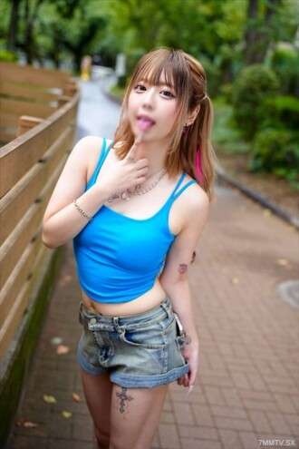 FC2-PPV-4658493 奇妙なギャル肉屋新ちゃんマッド他の女性たち【本当1000人】