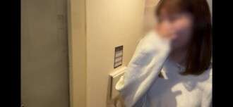 FC2-PPV-4664861 Một bản tổng hợp! Một nhóm 4P**** của một tiếp viên hàng không bạo dâm thất vọng về mặt tình dục!? File thứ ba