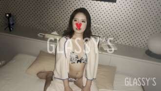 FC2-PPV-4669351 #17 Ejakulasi besar-besaran ke mulut wanita menikah yang cantik dan imut│GLASSY'S