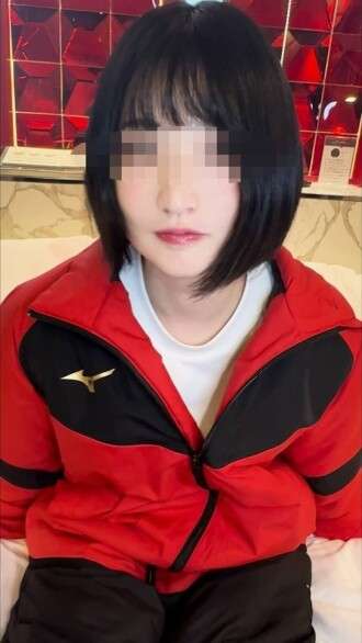 FC2-PPV-4682449 [Bonus haute qualité 4K] « La capitaine d'un club de volley-ball de Tokyo, âgée de 18 ans, apparaît avec le visage dévoilé » Première vidéo de creampie de sa vie, prête à être enceinte. *Disponible jusqu'à épuisement des stocks.