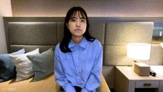 FC2-PPV-4692938 Aoi (19 ans) ne connaît rien au sexe, mais elle avait désespérément besoin d'argent alors elle est apparue dans le film. Elle fait sa première fellation et montre son corps nu avec une grosse aréole noire devant la caméra.