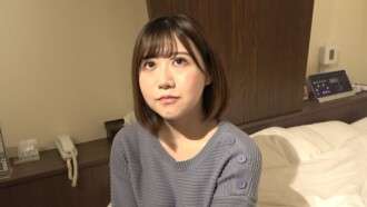 FC2-PPV-4693820【個人撮影、素人】これは、女性が誰にも言わないように彼氏とセックスしているところを捉えた浮気シーンの隠しカメラ動画です。