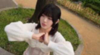 FC2-PPV-4698278 3 jours ! À moitié prix ! [Premier tournage] [2 éjaculations] Une jeune fille ensoleillée de 19 ans. Ses lèvres épaisses et sexy me font perdre la raison et je ne peux m'empêcher d'éjaculer dans sa bouche. Sa chair innocente est si humide que mon pénis se noie. Un creampier sérieux,