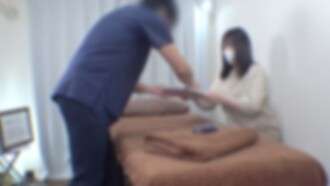 FC2-PPV-4703444 Sản phẩm mới được bán cho đến ngày 22/6 với giá một nửa! [KHông/tình dục] Một người vợ rất gợi cảm làm việc tại một nhà ga lại ghé qua trên đường đi làm về vì cô ấy đang ở trong khu phố. Cô ấy đã tận dụng thời gian bán hàng một lần nữa!