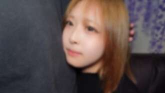 FC2-PPV-4723001 * 60 % de rabais aujourd'hui seulement ! [Pure et innocente] « Attends... Ah... J'arrive » Jusqu'à récemment, elle était une élève de maternelle de 18 ans. Une arrivée totalement innocente. Elle est tellement excitée qu'elle gémit et convulse.