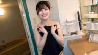 FC2-PPV-4734762 [Sin censura] ¡Sonrisa angelical! La belleza más linda de la E-cup ⤴ Siempre sonriendo alegremente, ¡su linda cara recibe un tratamiento facial! ¡Tragando y tres creampies! * ¡Bono en alta definición