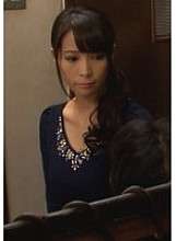 H_1724M907G00004 가슴이 크고 아름다운 아내는 남편이 출장 중에 시아버지와 금지된 관계에 빠진다.황홀감에 몸부림치는 사랑이 넘치는 아내의 관능적인 에로틱 스토리. 그녀는 재미있을 때 얼굴에 음란한 표정을 짓고 있다.