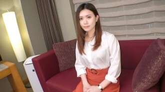 SIRO-5507 “Seks guru wanita yang sudah menikah luar biasa! Saksikan dia berteriak dan mengerang dalam ekstasi! Dia tidak berhubungan seks dengan suaminya dan vaginanya kesepian akhir-akhir ini... tapi dia menghela nafas lega pada ayam besar yang belum dia lihat